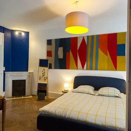 Aux Remparts Des Hospices Beaune (Cote d'Or)