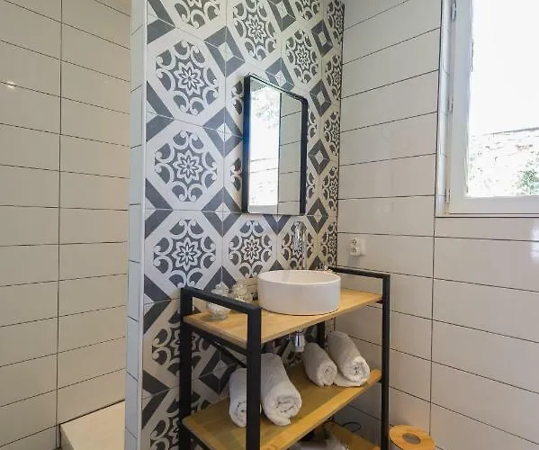 Apartamento Aux Remparts Des Hospices *